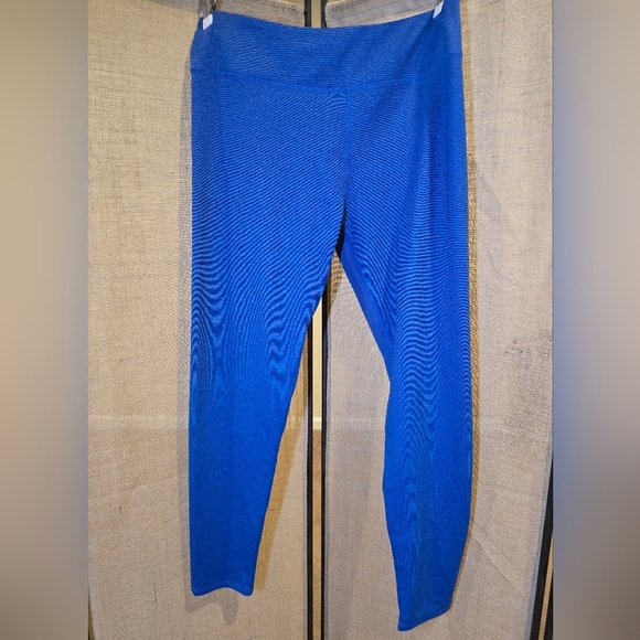 Vibrant Blue Leggings - Picture 3 of 6